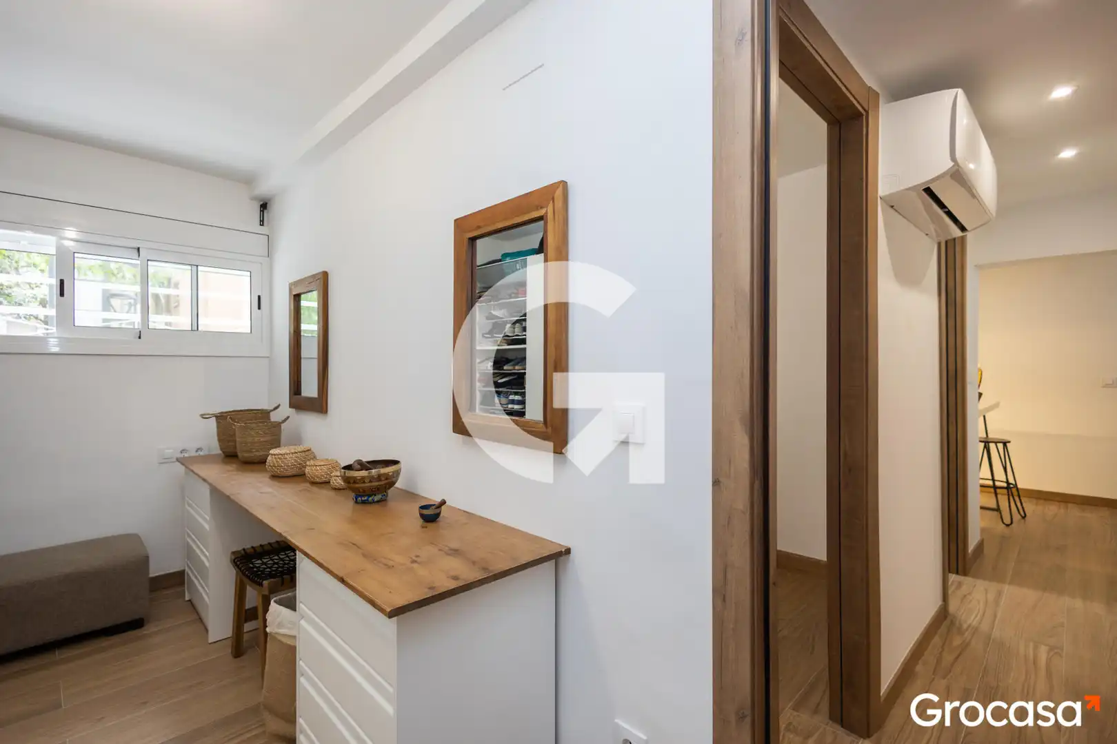 Bedroom of Flat for sale in Barcelona  with Air Conditioner, Heating and Furnished