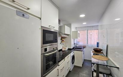 Kitchen of Flat for sale in  Madrid Capital  with Heating, Private garden and Terrace