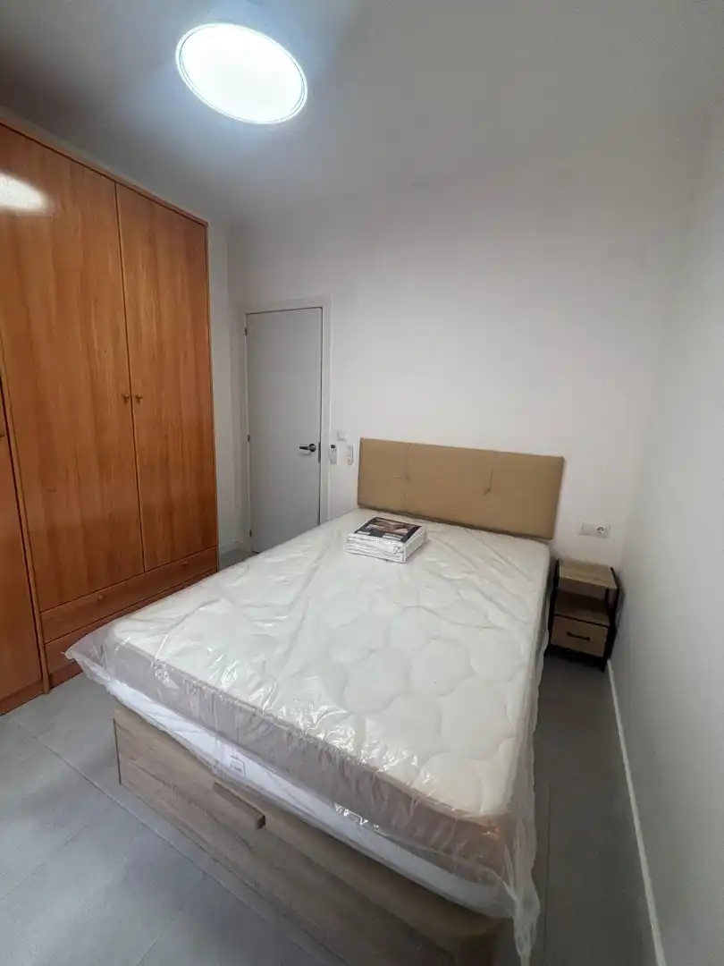 Habitació a Calle Maestro Priego López, 17, Ciudad Jardín - Zoco