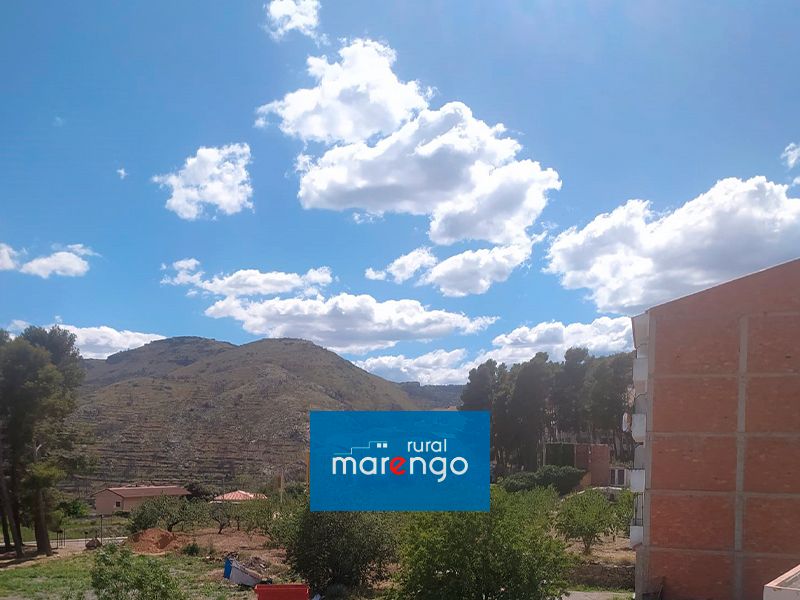 Vista exterior de Piso en venta en Bejís
