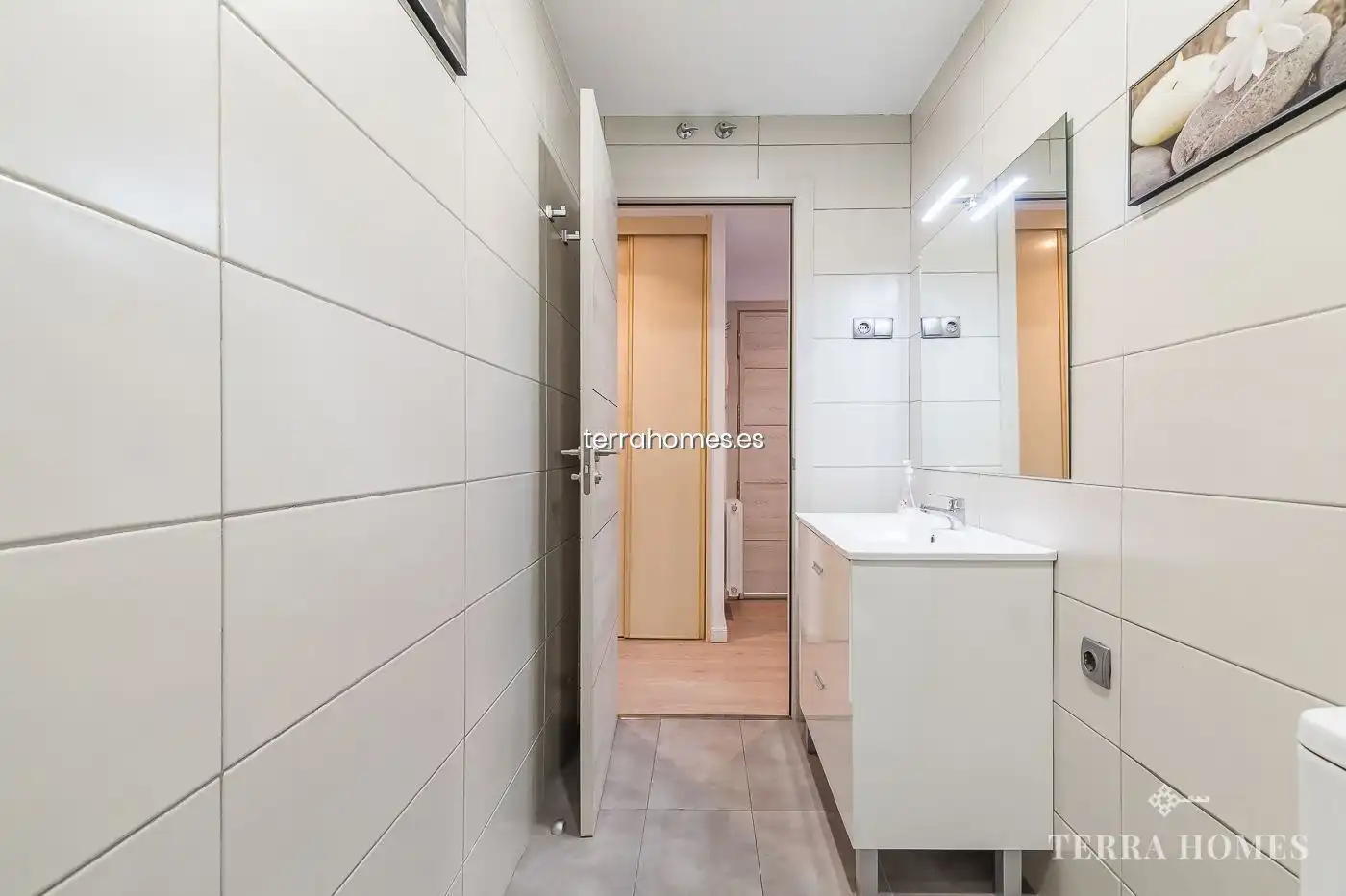 Bathroom of Apartments for sale in Tetuán