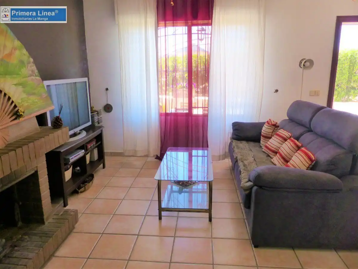Sala de estar de Casa adosada en venta en Cartagena con Jardín privado, Trastero y Amueblado