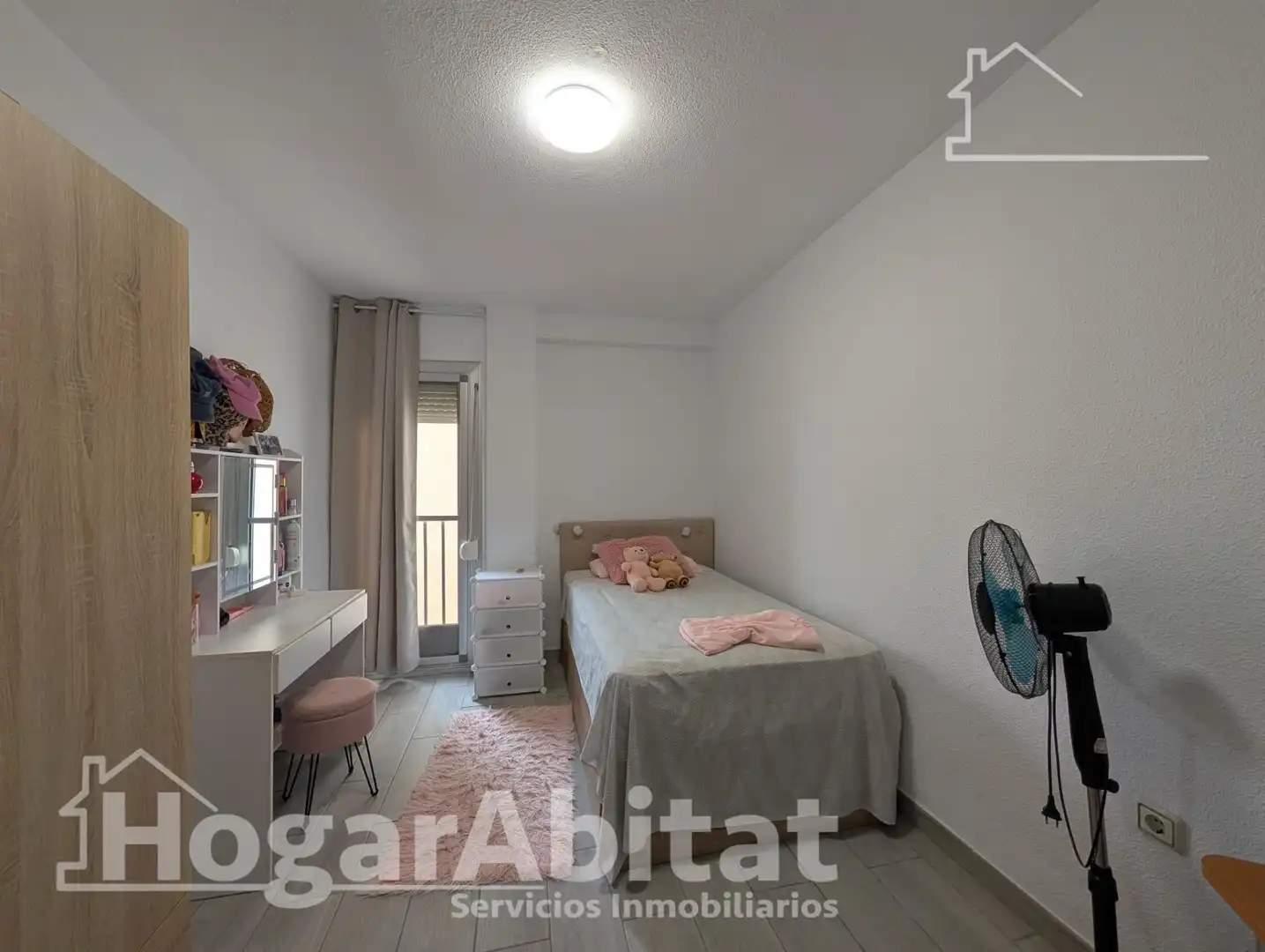 Dormitori de Pis en venda en Alicante / Alacant amb Aire condicionat, Calefacció i Balcó