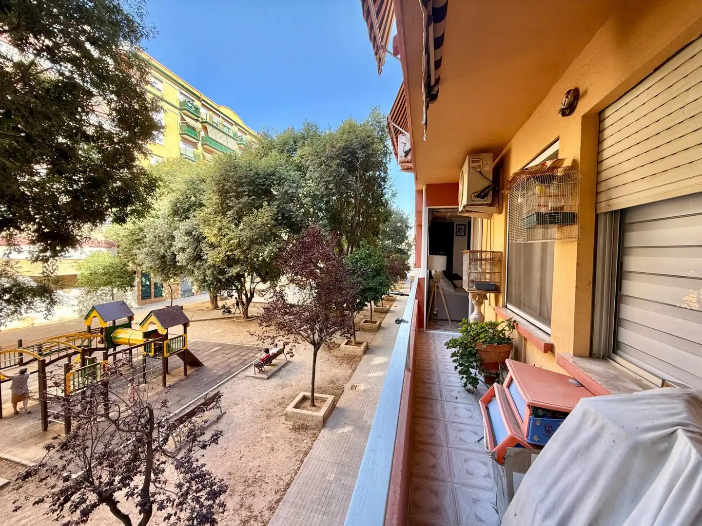 Vista exterior de Piso en venta en Valencia con Balcón