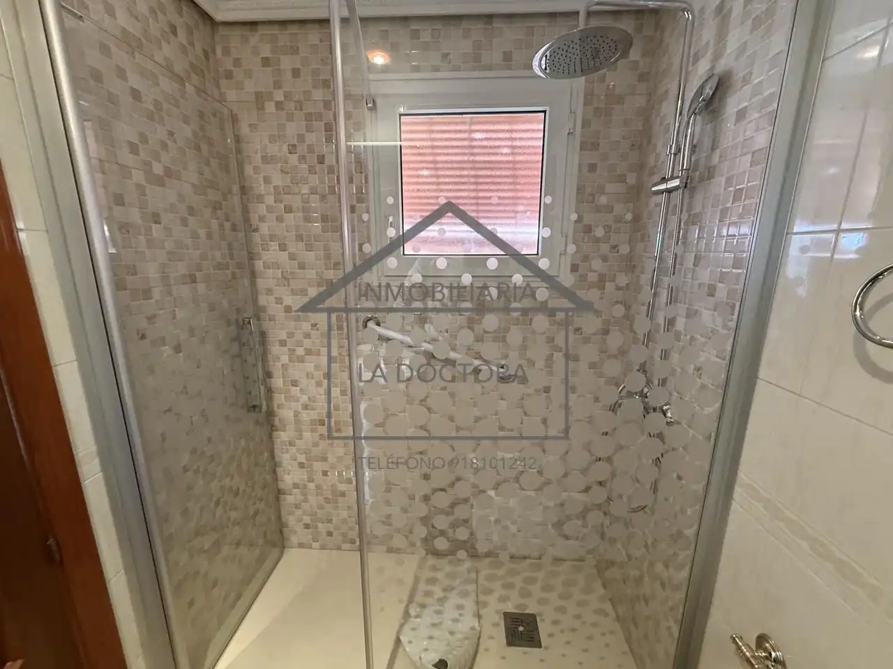 Badezimmer von Wohnung zur Miete in Móstoles mit Heizung, Parkett und Terrasse