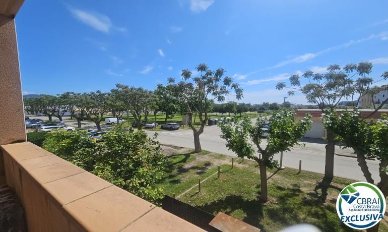 Exterior view of Flat for sale in Empuriabrava  with Heating, Private garden and Terrace