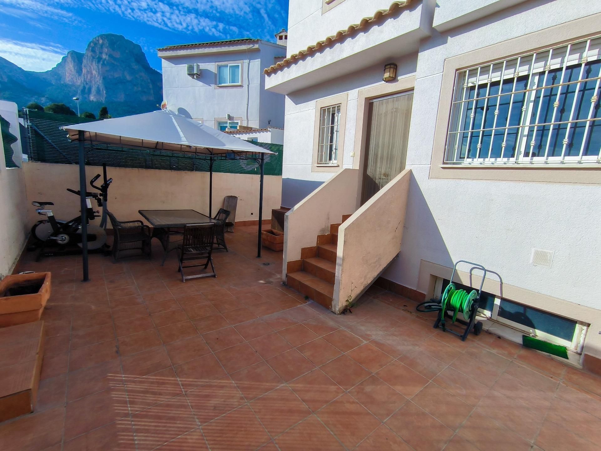 Terrassa de Casa adosada en venda en Polop amb Calefacció, Terrassa i Piscina comunitària