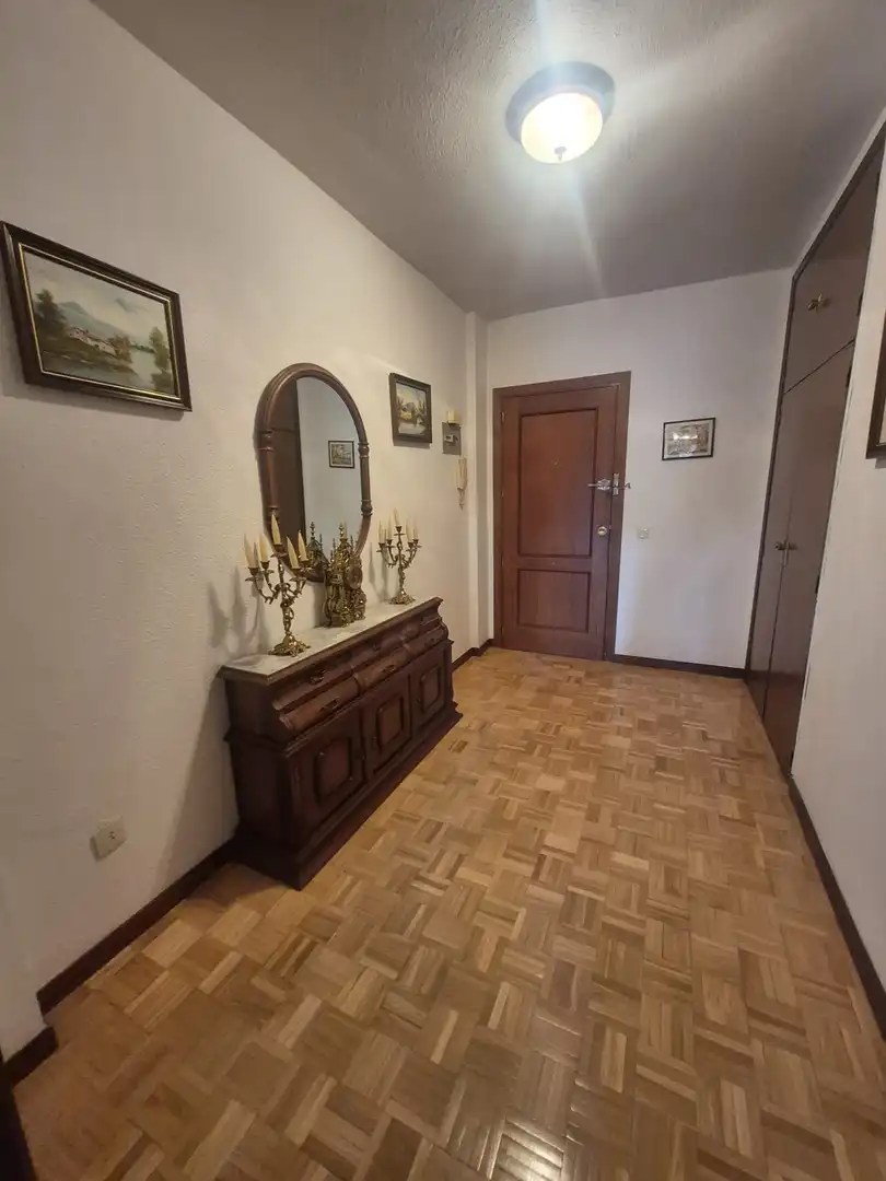 Wohnung zum Verkauf in Ávila mit Heizung, Terrasse und Abstellraum