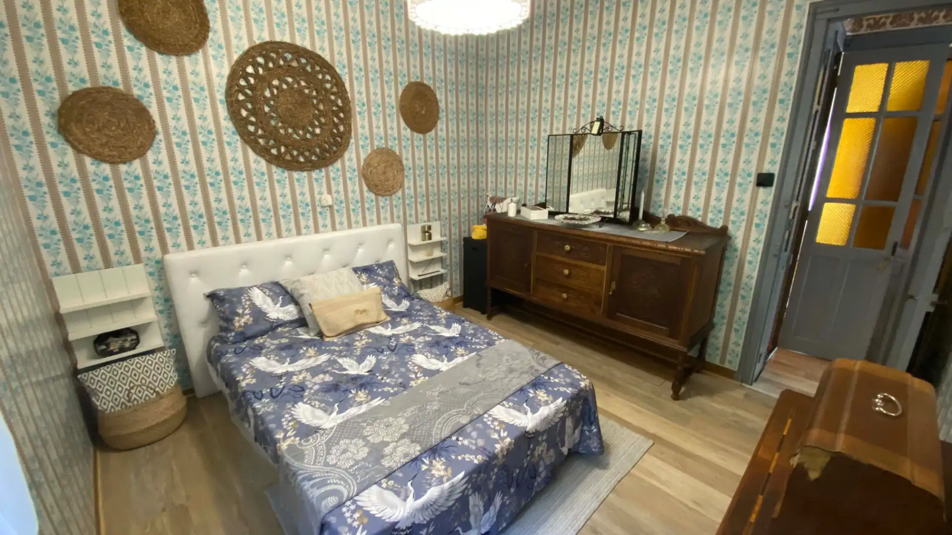 Schlafzimmer von Einfamilien-Reihenhaus zum Verkauf in San Martín del Rey Aurelio mit Privatgarten, Terrasse und Möbliert