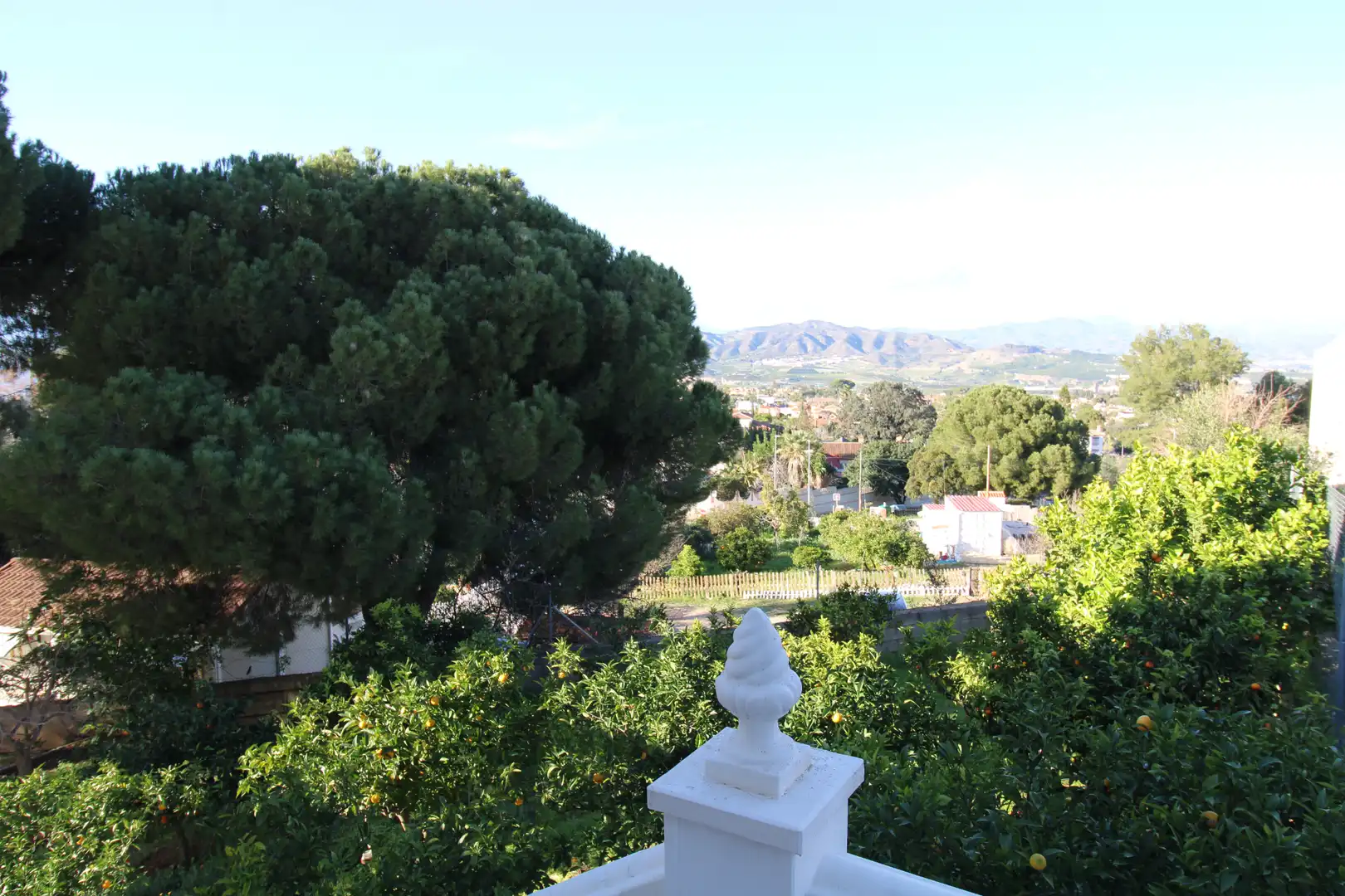 Jardí de Casa o xalet en venda en Alhaurín de la Torre amb Aire condicionat, Jardí privat i Terrassa