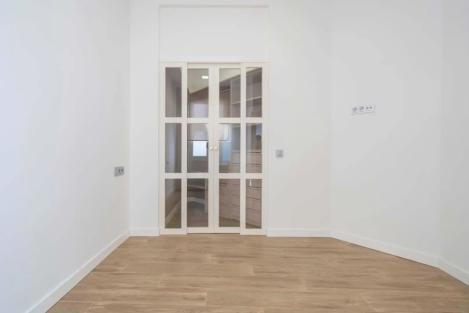 Flat for rent in Madrid  with Air Conditioner, Heating and Balcony