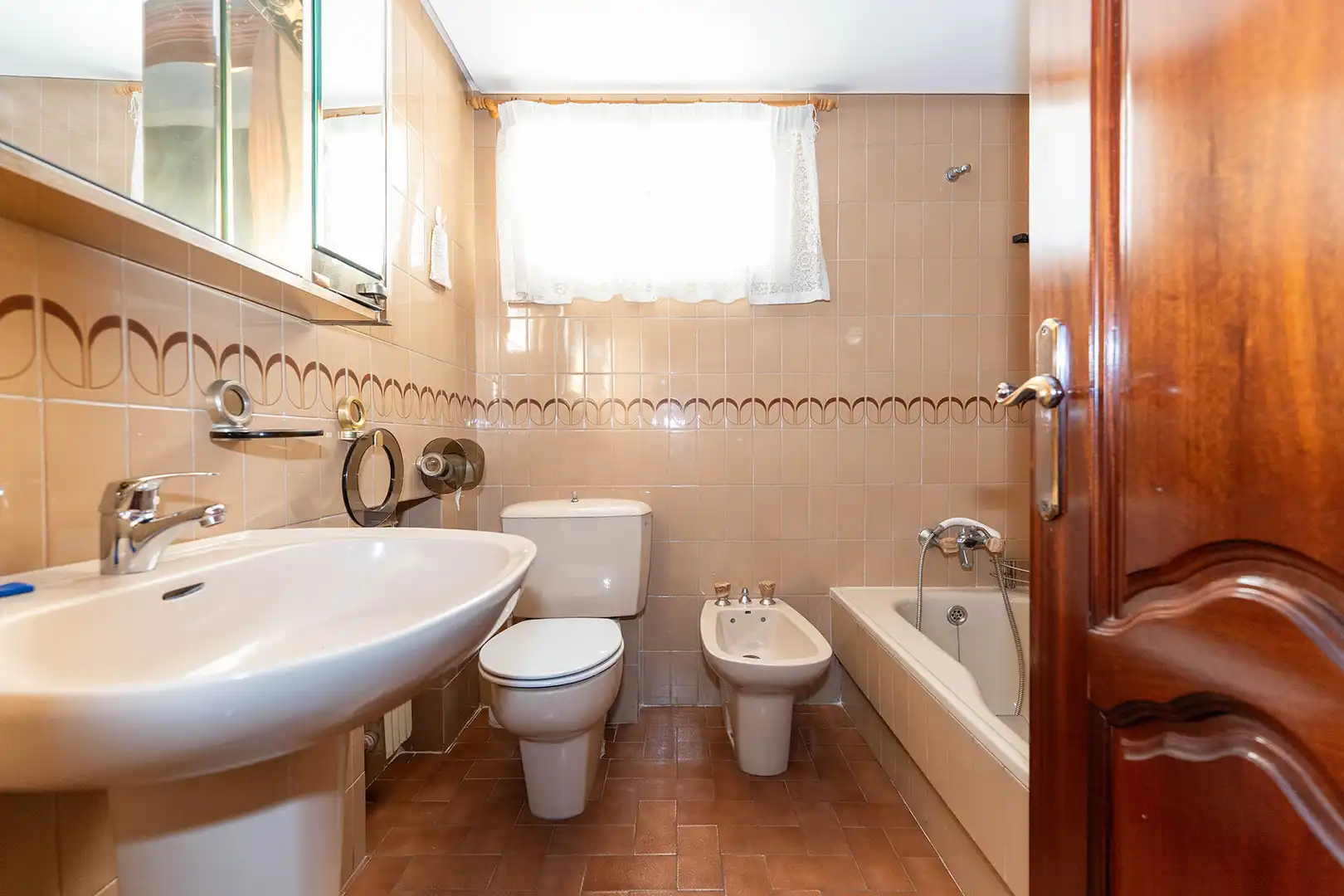 Bathroom of Attic for sale in Málaga  with Air Conditioner, Terrace and Storage room