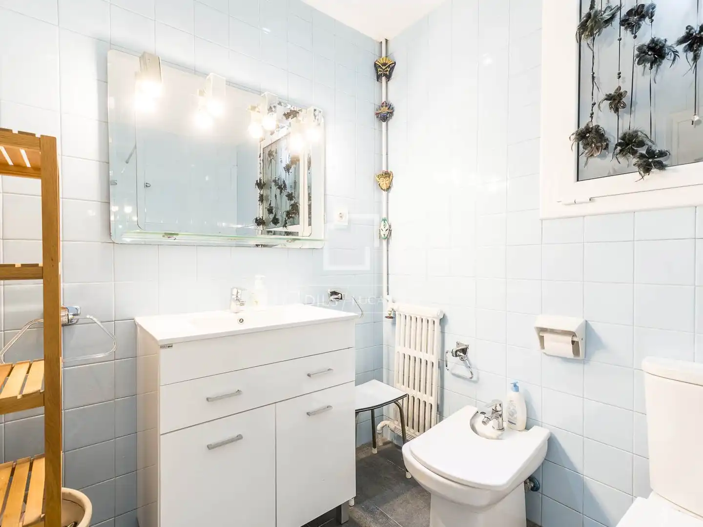 Bathroom of Flat for sale in Barcelona  with Air Conditioner, Heating and Terrace