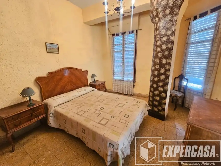 Schlafzimmer von Gebäude zum Verkauf in Silla