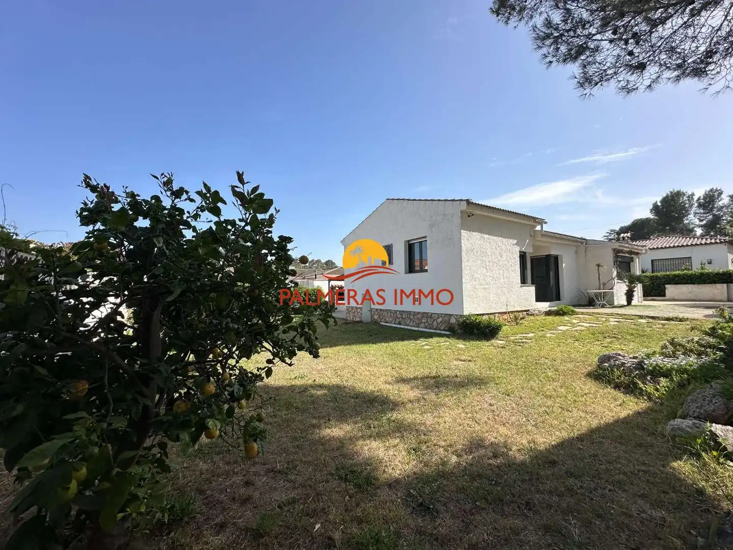Vista exterior de Casa o chalet en venta en Mont-roig del Camp