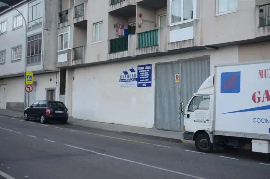Gewerbefläche zum Verkauf in Lugar Peralto, imagen 2