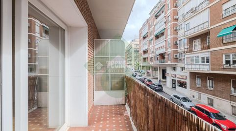 Foto 2 de Piso de alquiler en C. de Ramón de Santillán, Hispanoamérica - Bernabéu, Madrid Capital
