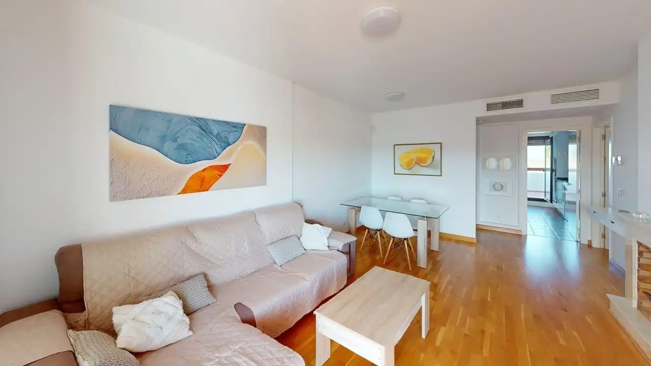 Sala de estar de Ático de alquiler en Guillena con Aire acondicionado, Calefacción y Terraza