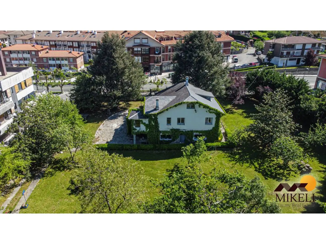 Vista exterior de Casa o xalet de lloguer en Ramales de la Victoria amb Calefacció, Jardí privat i Parquet