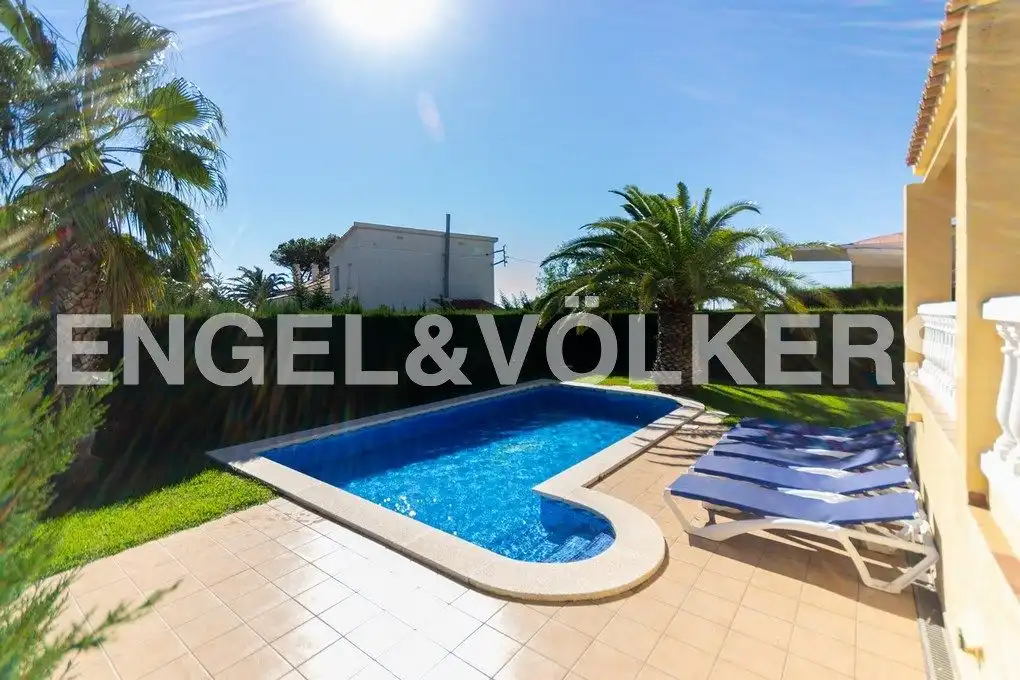 Chalet con piscina en venta en Carrer Margalló 42, imagen 23