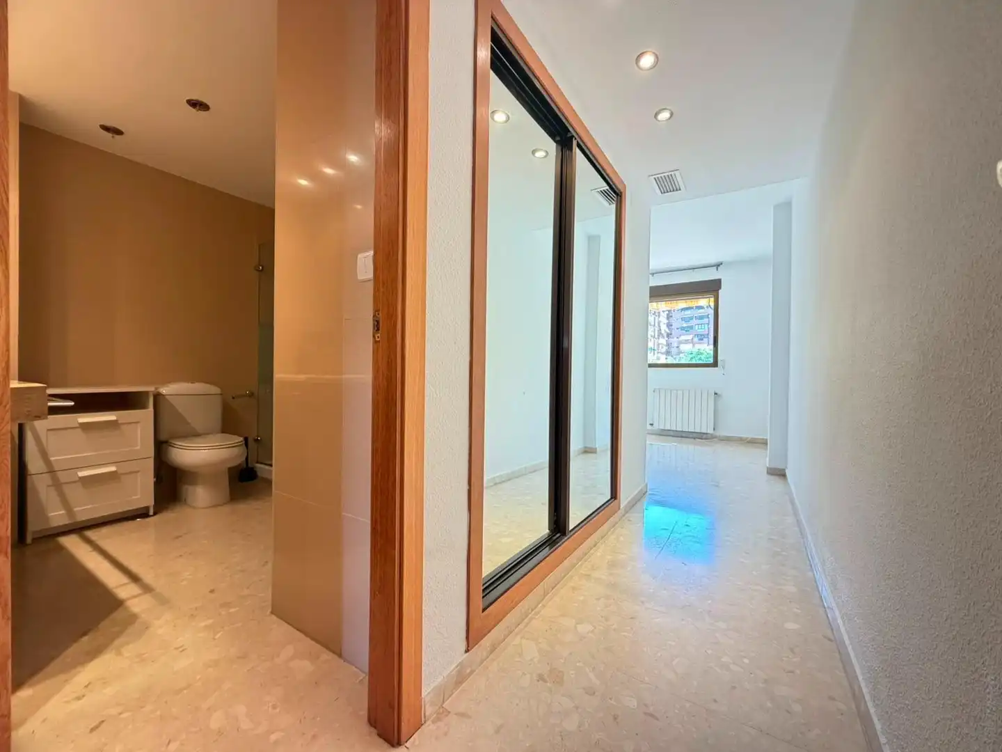 Dúplex en venta en Alicante / Alacant con Aire acondicionado, Calefacción y Terraza