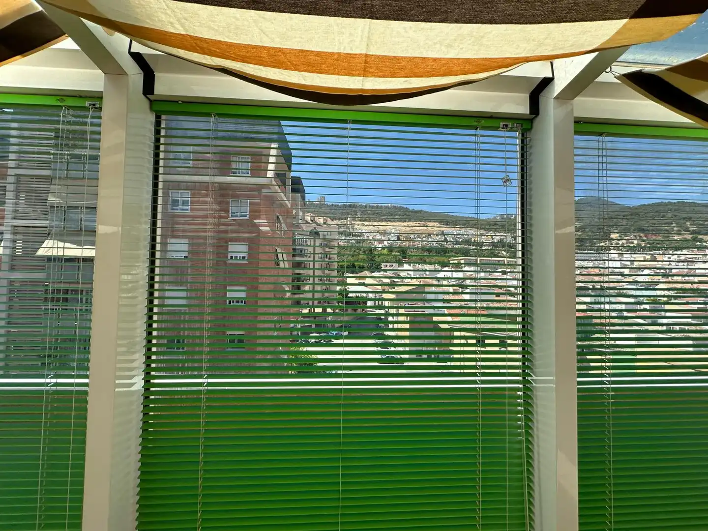 Vista exterior de Dúplex en venda en Jaén amb Aire condicionat, Terrassa i Balcó