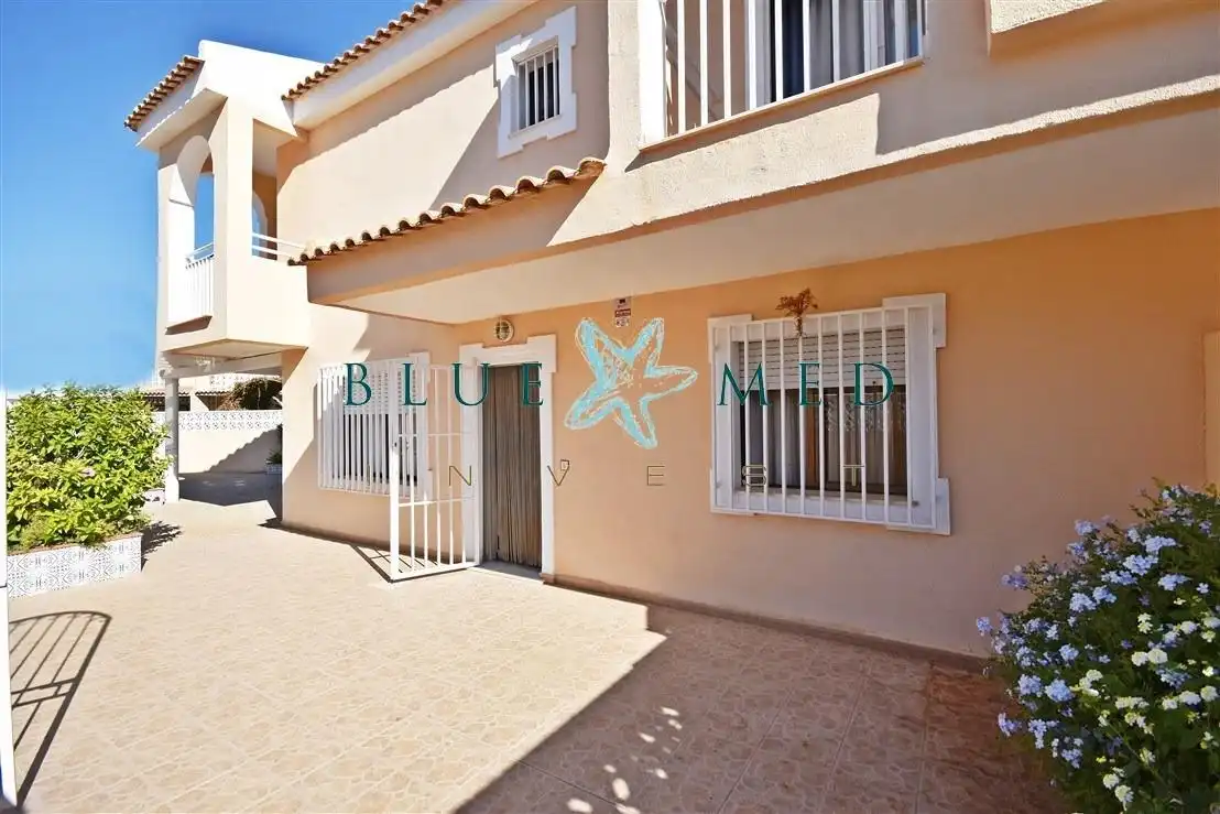 Vista exterior de Dúplex en venta en Mazarrón con Jardín privado, Terraza y Amueblado