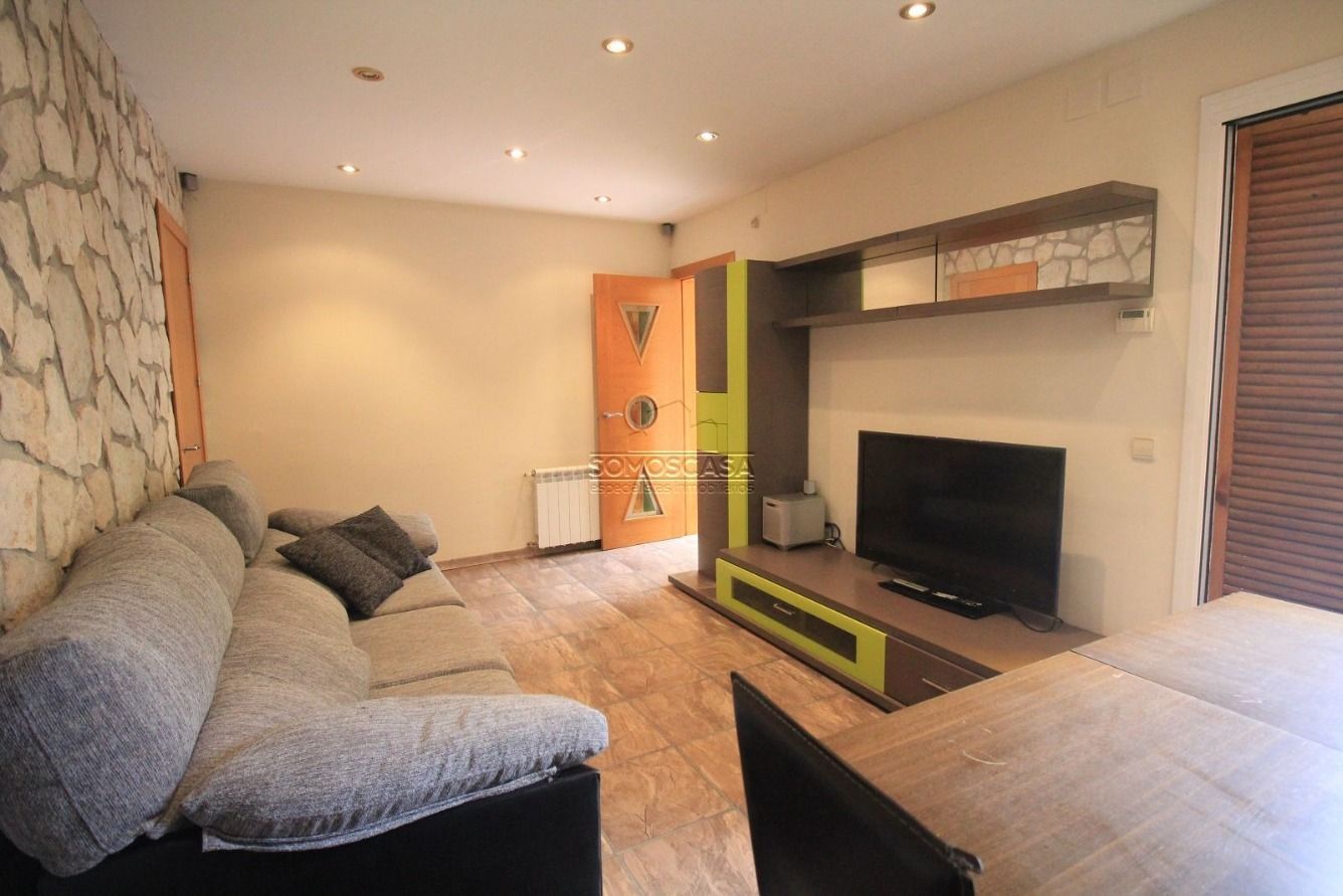 Living room of Flat to rent in Sant Cugat del Vallès  with Air Conditioner, Heating and Terrace