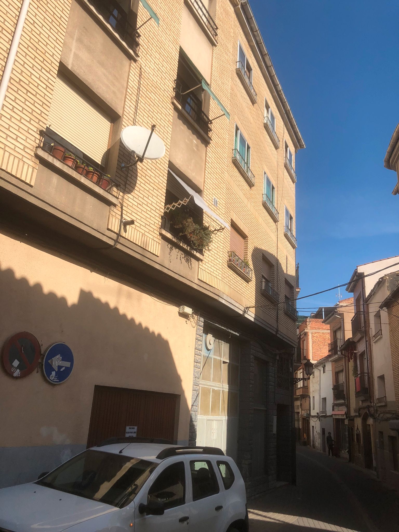 Vista exterior de Pis en venda en San Adrián amb Aire condicionat, Parquet i Forn