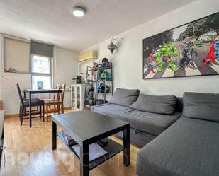 Sala d'estar de Pis en venda en  Madrid Capital amb Aire condicionat i Calefacció
