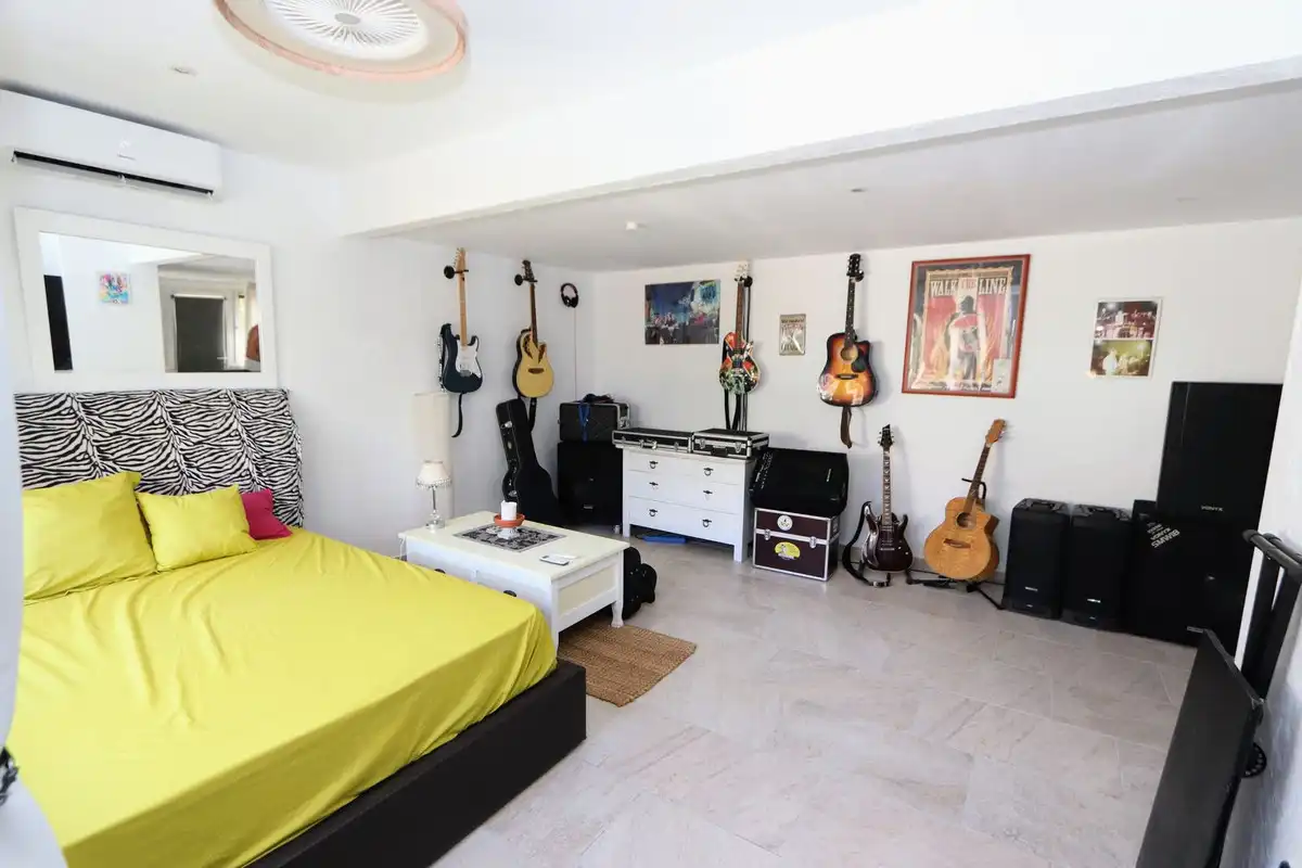 Habitación de Casa o chalet en venta en Alicante / Alacant con Aire acondicionado, Jardín privado y Terraza
