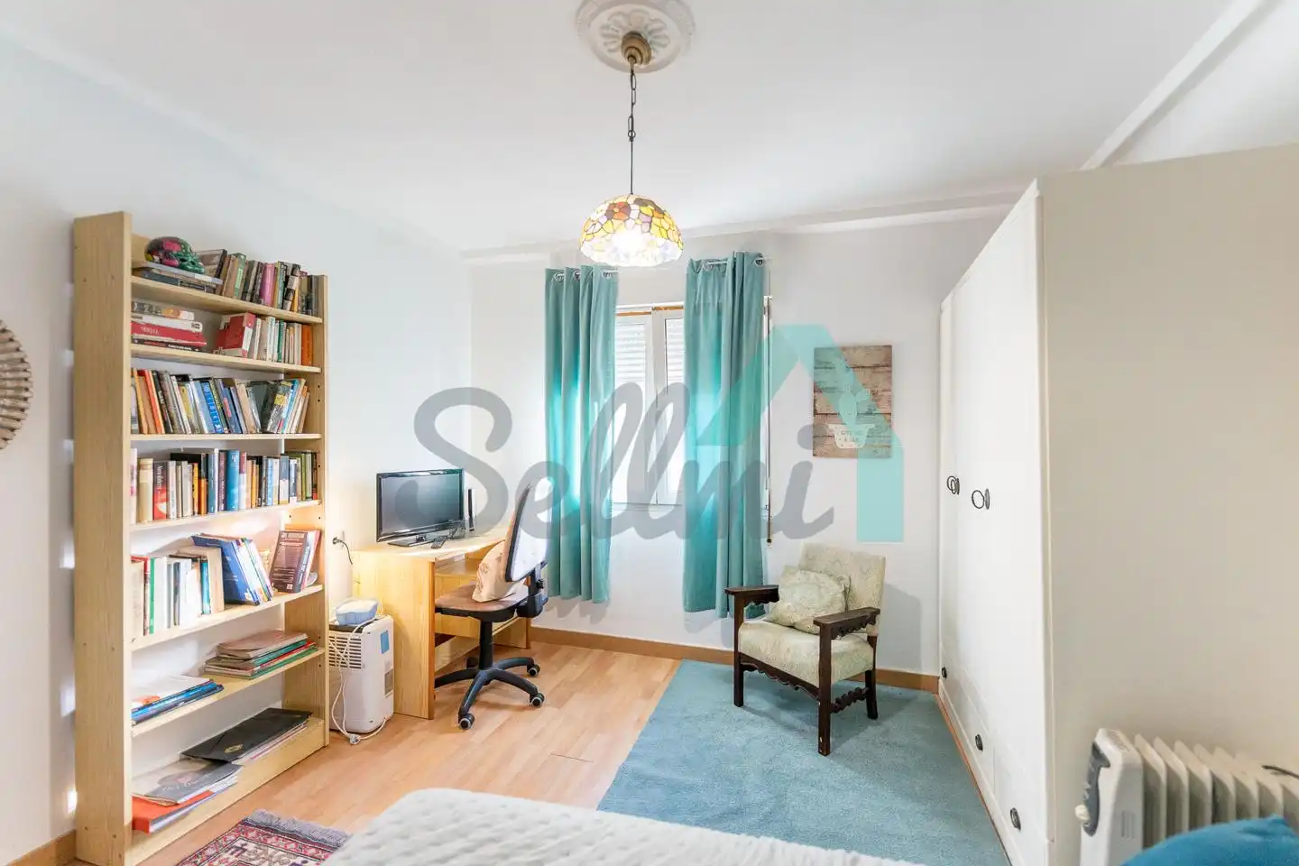 Bedroom of Flat for rent in Gijón   with Heating, Furnished and Internet
