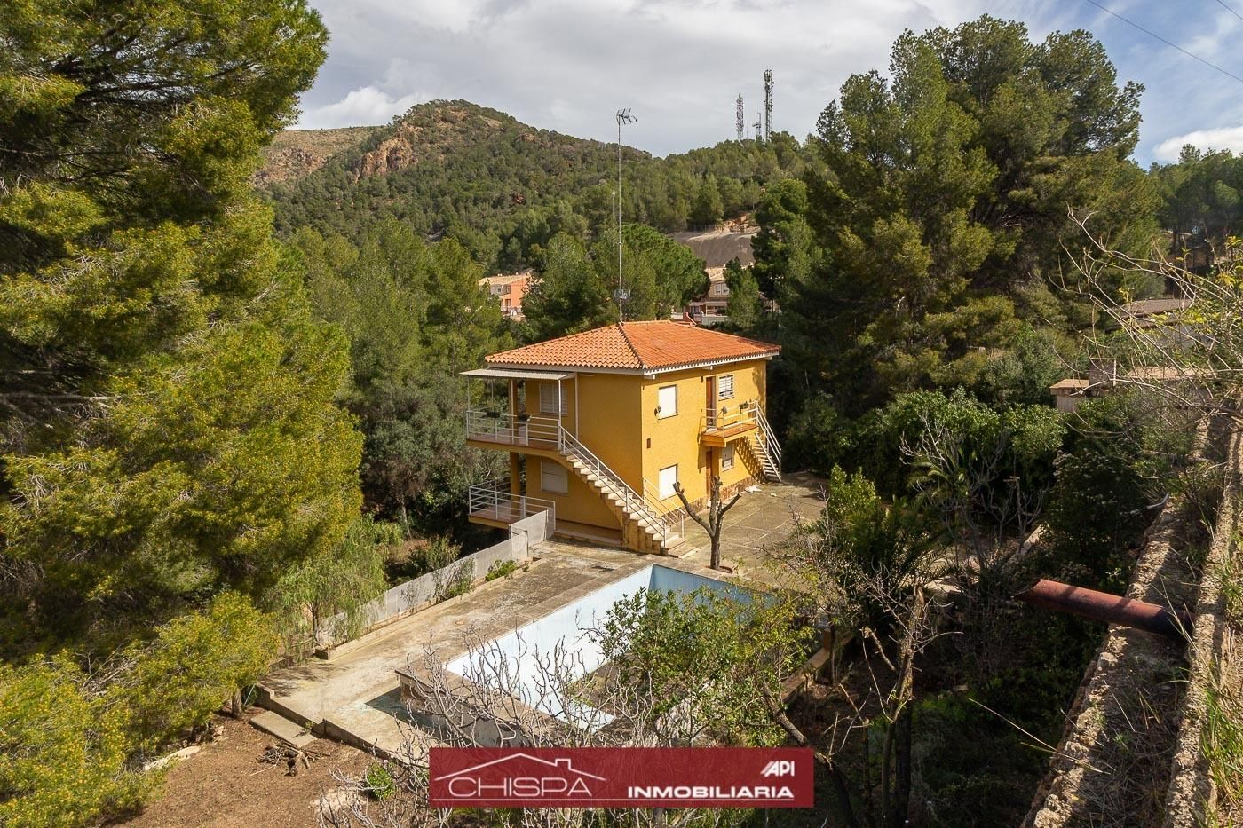 Vista exterior de Casa o xalet en venda en Náquera amb Jardí privat i Terrassa
