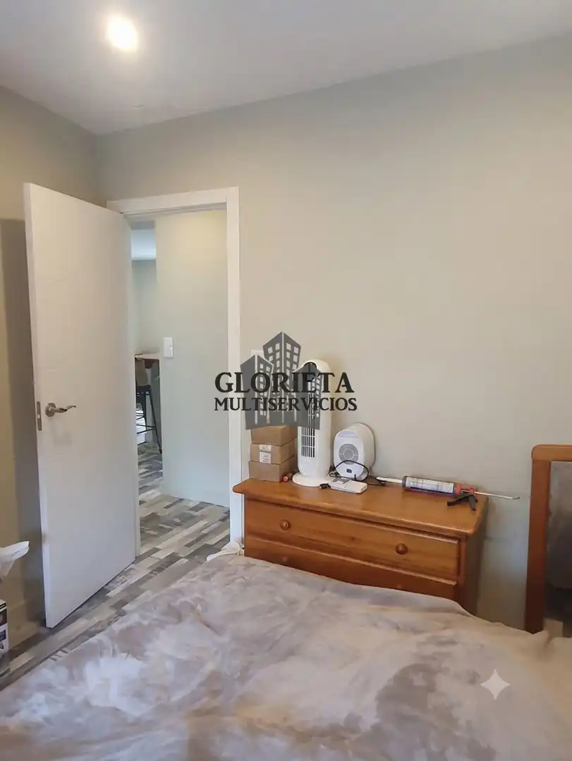 Piso en venta en Vigo  con Calefacción, Jardín privado y Amueblado