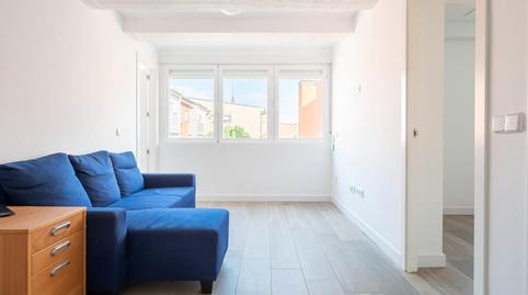 Foto 2 de Piso en venta en C. de Villalobos, 129, Palomeras Sureste,  Madrid Capital