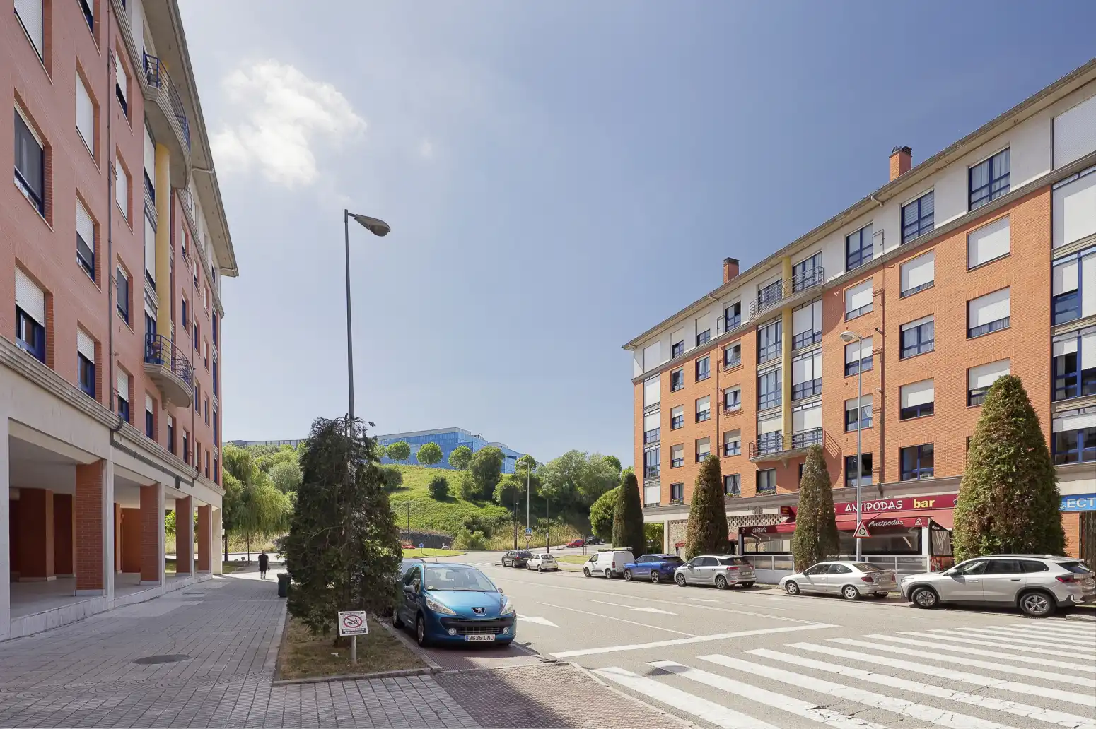 Vista exterior de Piso en venta en Oviedo  con Calefacción y Trastero