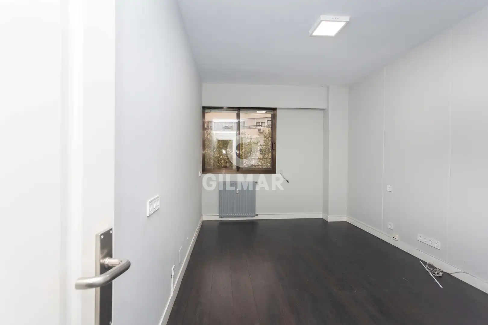 Habitación de Piso en venta en Madrid con Calefacción