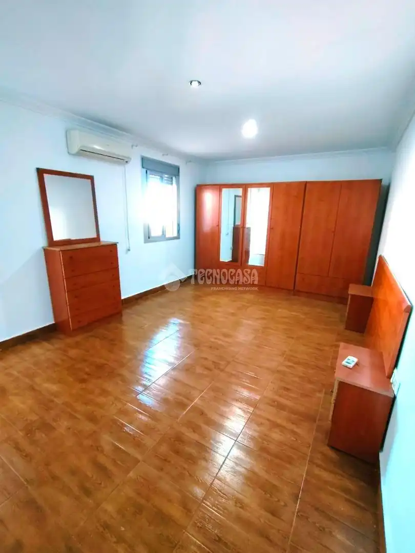 Habitación de Piso en venta en Coria del Río