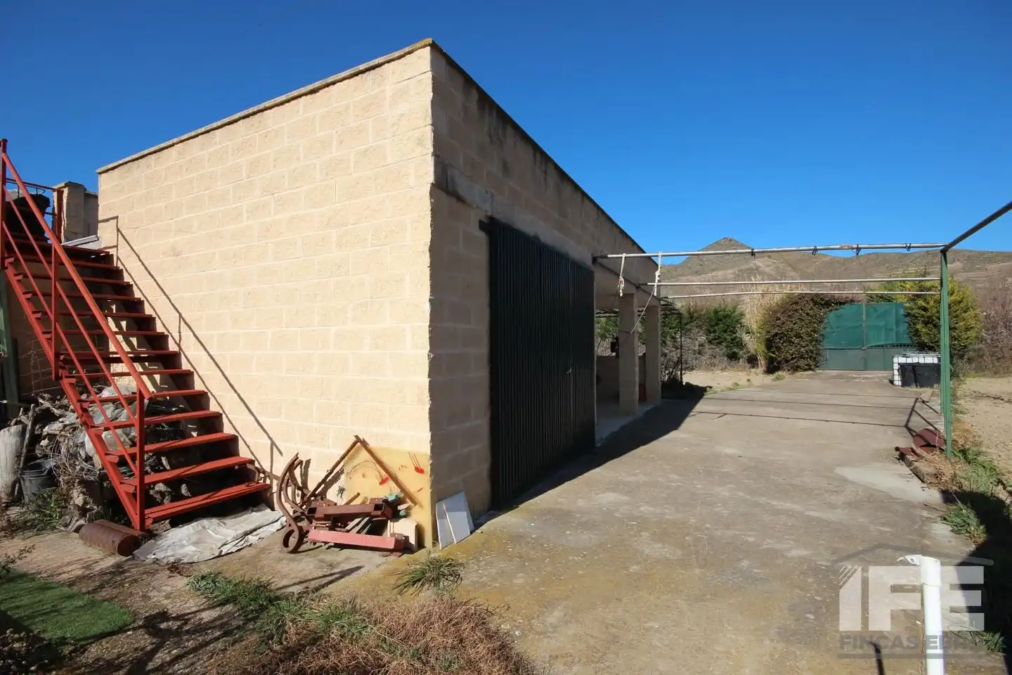 Vista exterior de Finca rústica en venta en Cervera del Río Alhama con Terraza