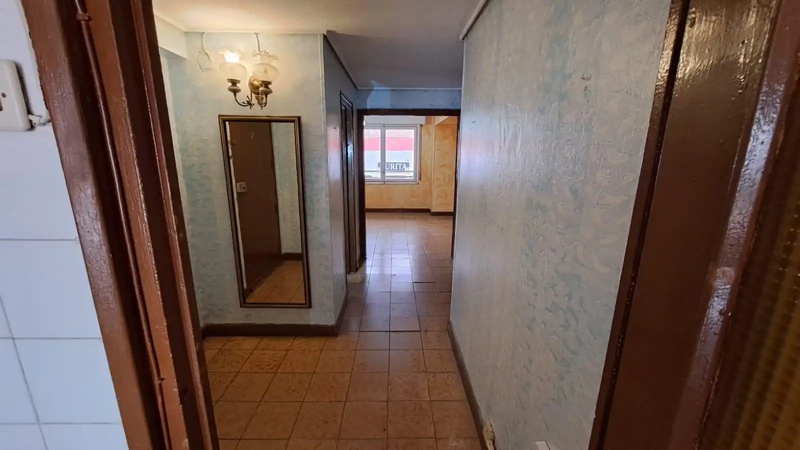 Flat for sale in Zaragoza  with Storage room