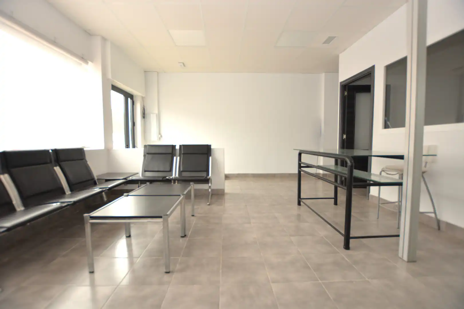 Commercial properties for sale in Alcalá de Guadaira  with Air Conditioner, Heating and Internet