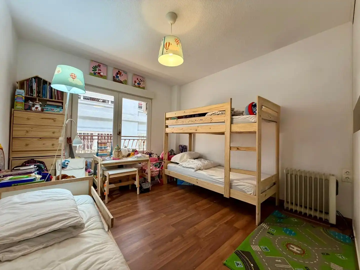 Bedroom of Flat for sale in Granada  with Air Conditioner, Parquet flooring and Balcony