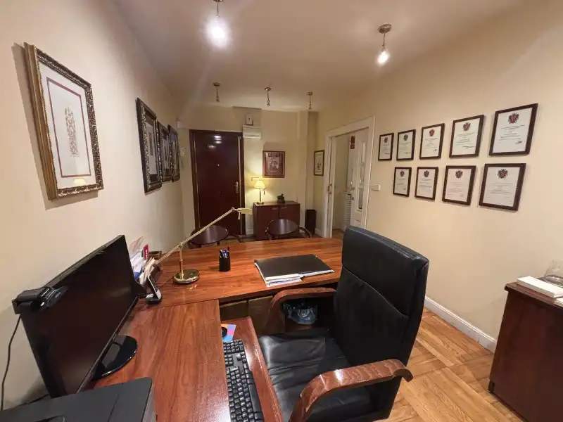 Oficina en venta en Madrid con Aire acondicionado, Calefacción y Amueblado