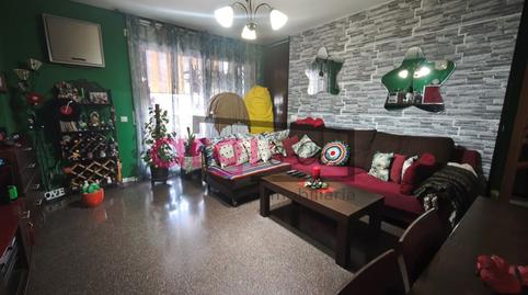 Foto 2 de Piso en venta en Calle Antonio Machado, Vilamarina, Viladecans