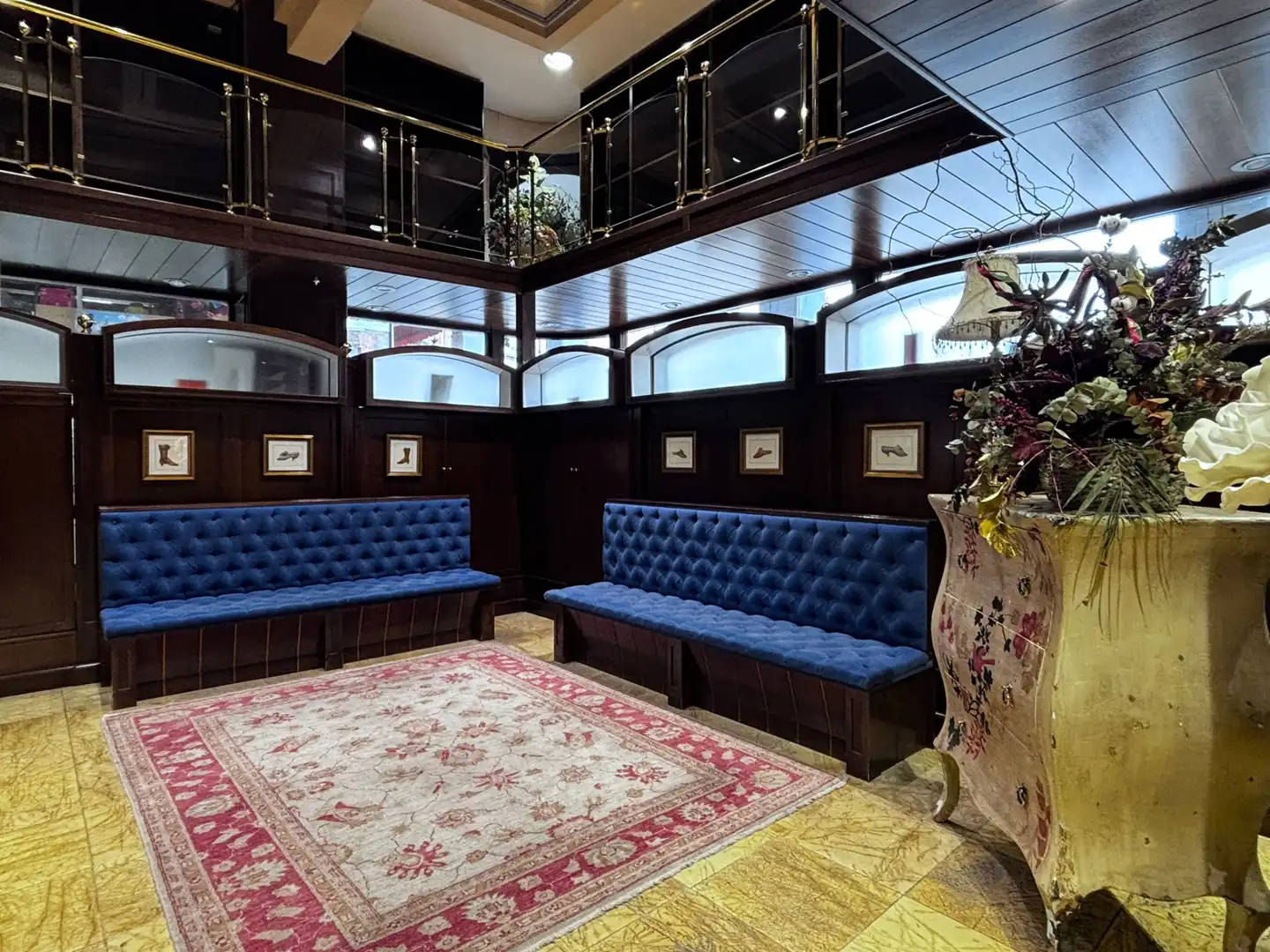 Commercial properties for rent in Burgos  with Air Conditioner, Heating and Furnished