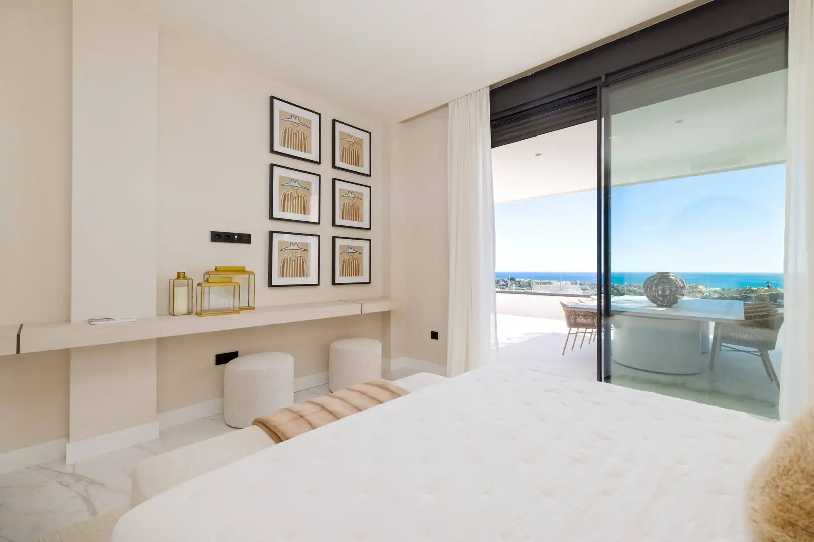 Bedroom of Attic for sale in Estepona  with Terrace, Storage room and Community pool
