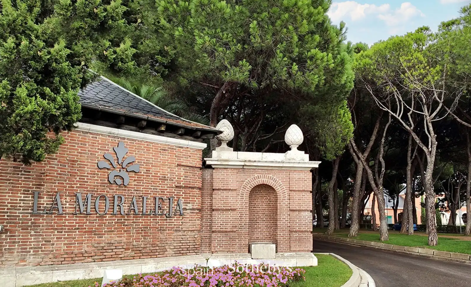 Vista exterior de Apartament de lloguer en La Moraleja amb Aire condicionat, Calefacció i Terrassa
