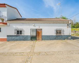 Exterior view of House or chalet for sale in El Castillo de las Guardas