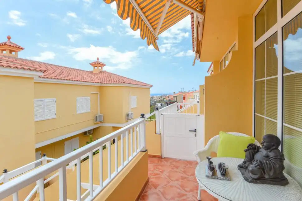 Terraza de Apartamento de alquiler en Mogán con Terraza y Piscina comunitaria