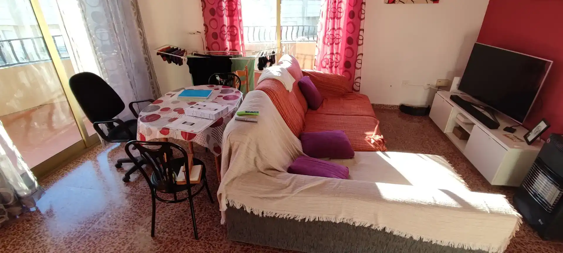 Living room of Flat for sale in Hellín  with Storage room and Furnished
